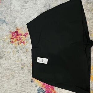 Express Editor Black Skort